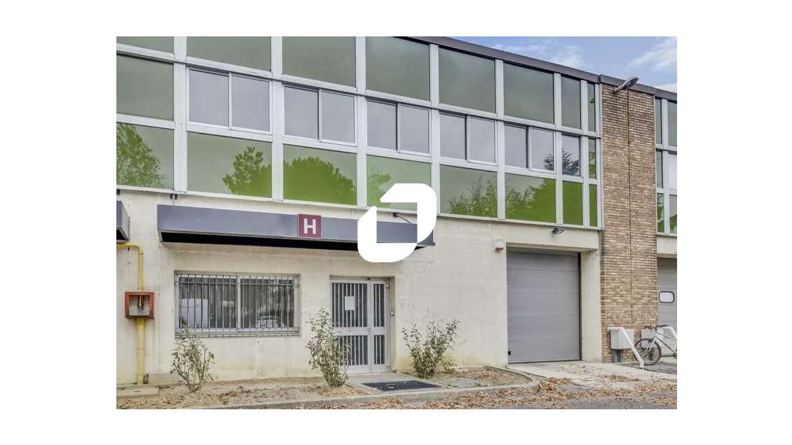 A louer Local d'activité 350m² Les ulis