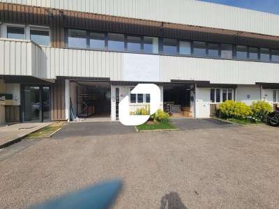 Location Locaux d'activités - Entrepôts aux Ulis