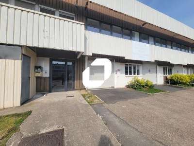 A louer Local d'activité 220m² Les ulis