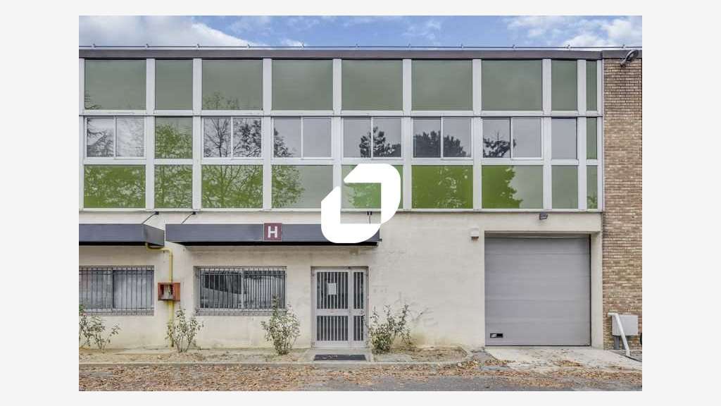 A louer Local d'activité 350m² Les ulis