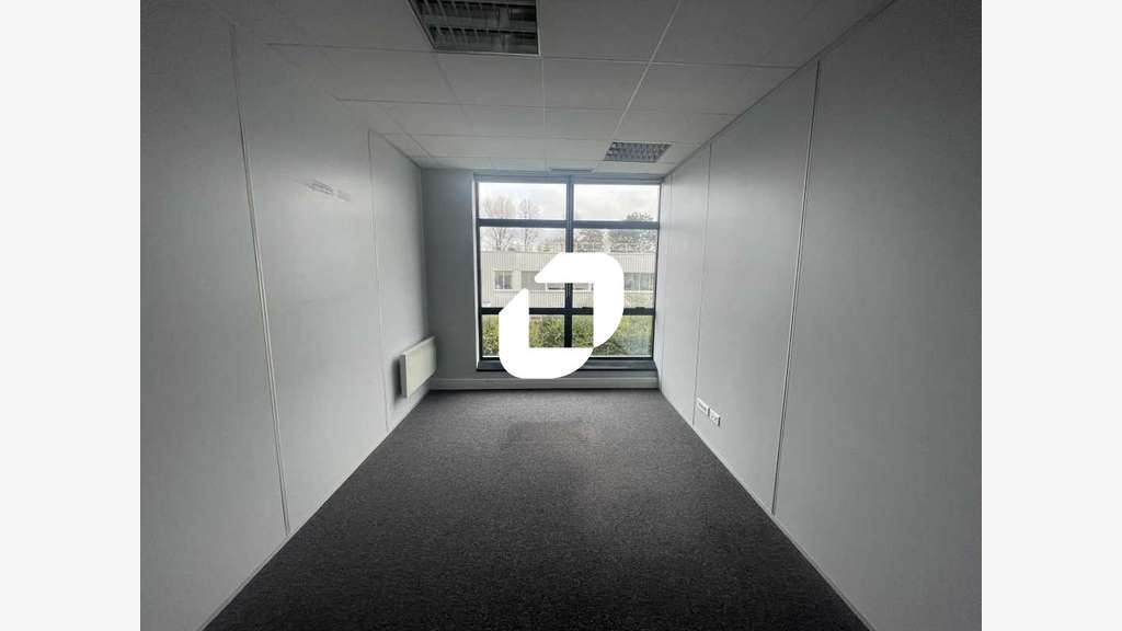 A louer Local d'activité 182m² Les ulis