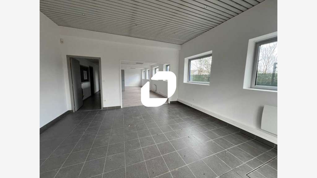 A louer Local d'activité 1300m² Lesquin