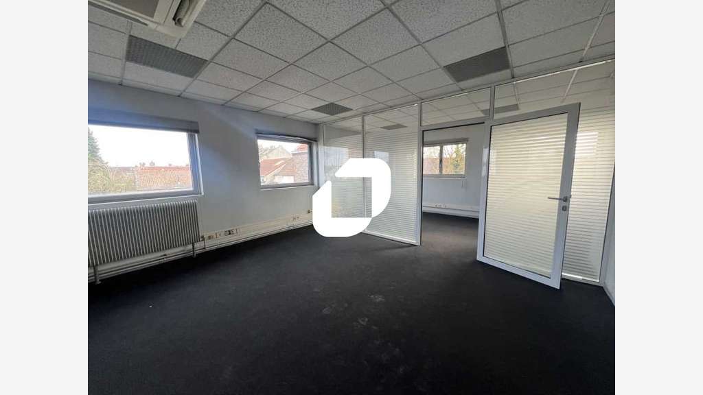 A louer Local d'activité 1300m² Lesquin
