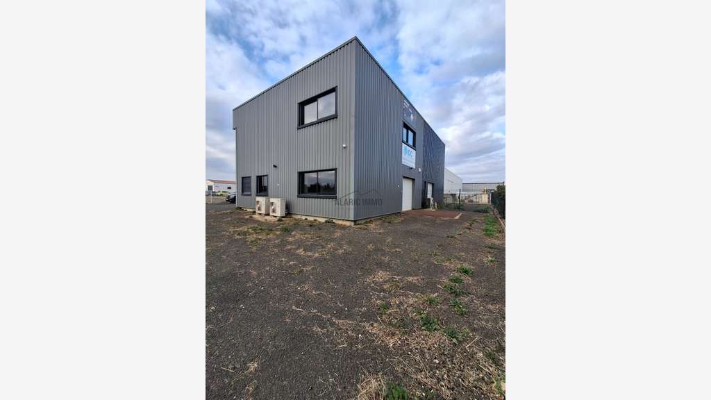 Location bâtiment d'activité 190m² à Lézignan