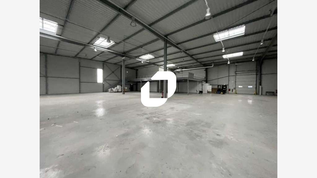 A louer Local d'activité 4342m² Lieusaint