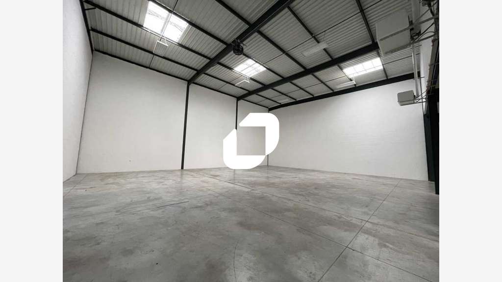 A louer Local d'activité 363m² Lieusaint