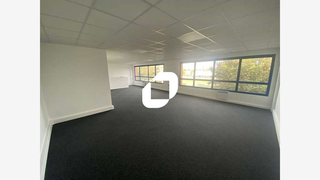 A louer Local d'activité 356m² Lieusaint
