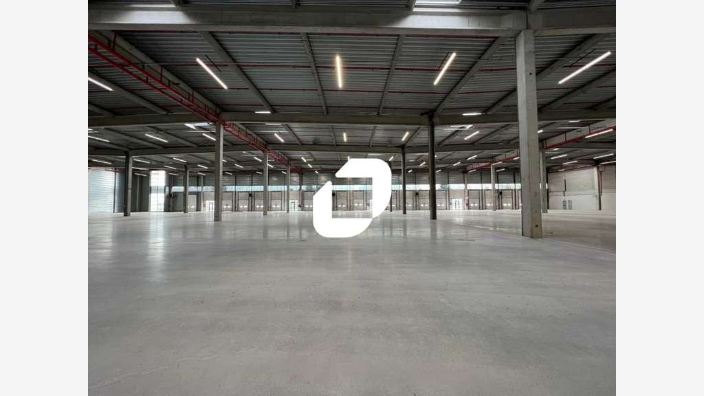A louer Local d'activité 48811m² Lieusaint