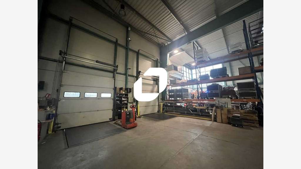 A louer Local d'activité 2551m² Lieusaint
