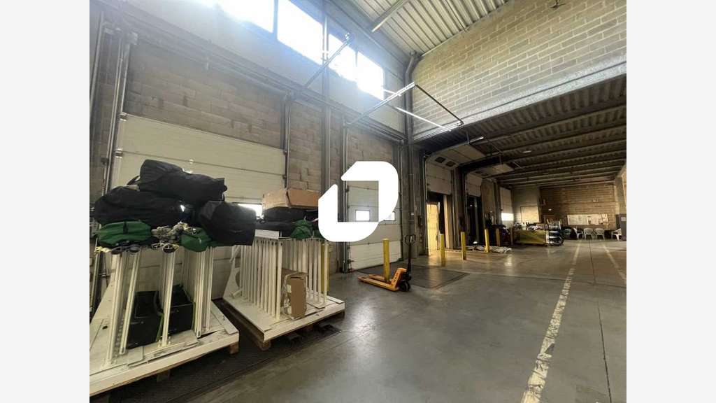 A louer Local d'activité 5479m² Lieusaint