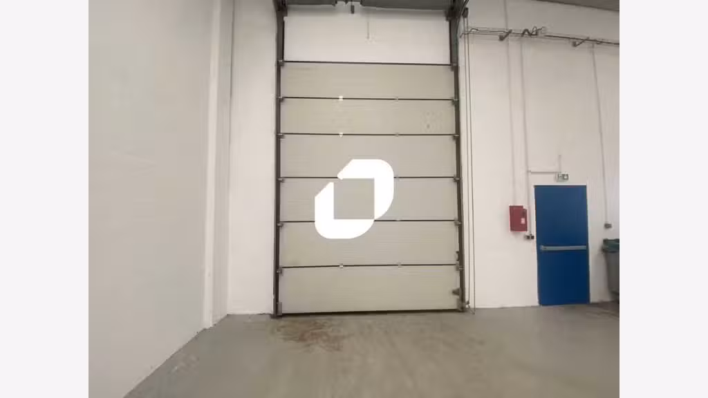 A louer Local d'activité 1181m² Lieusaint