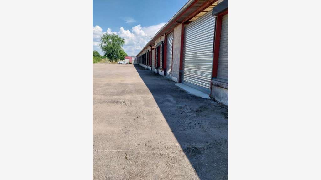 Site industriel 10000m² empl stratégique à Liffol