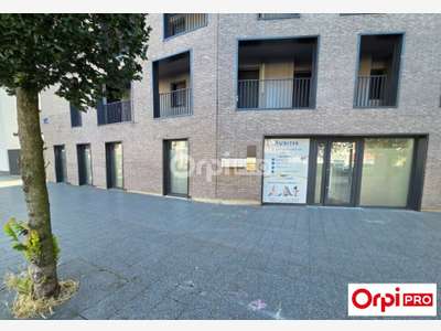 A louer local commercial de 96m² à Lille (59000)