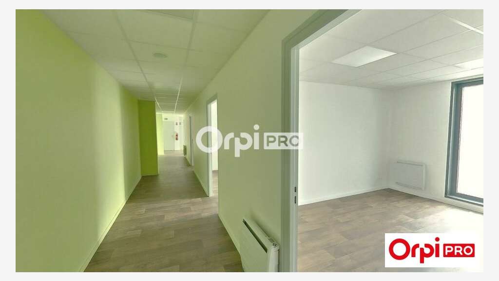 A louer local commercial de 96m² à Lille (59000)