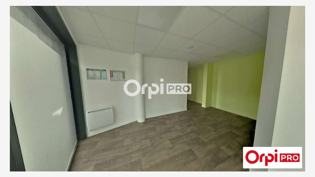 A louer local commercial de 96m² à Lille (59000)