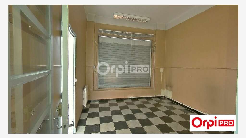 A louer local 560m² Lille axe majeur