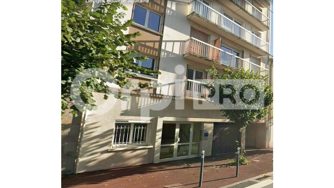Local professionnel 16m² à louer à Limoges