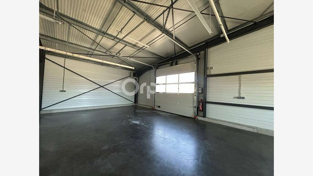 Local d'activité récent 235m² à louer à Limoges