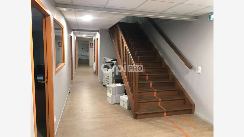 A louer local d'activités de 970m² Sud Limoges