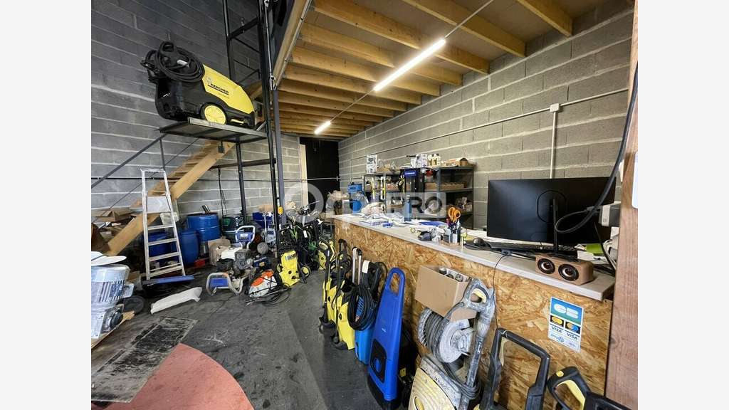 A louer local d'activité de 115m² à Limoges Ouest