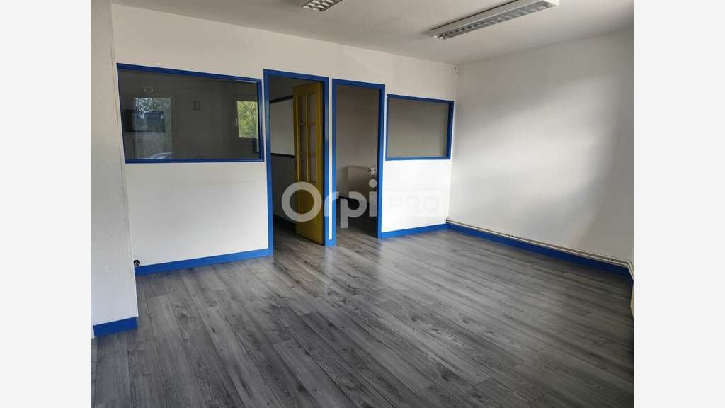 A louer local d'activités 315m² à Limoges Nord