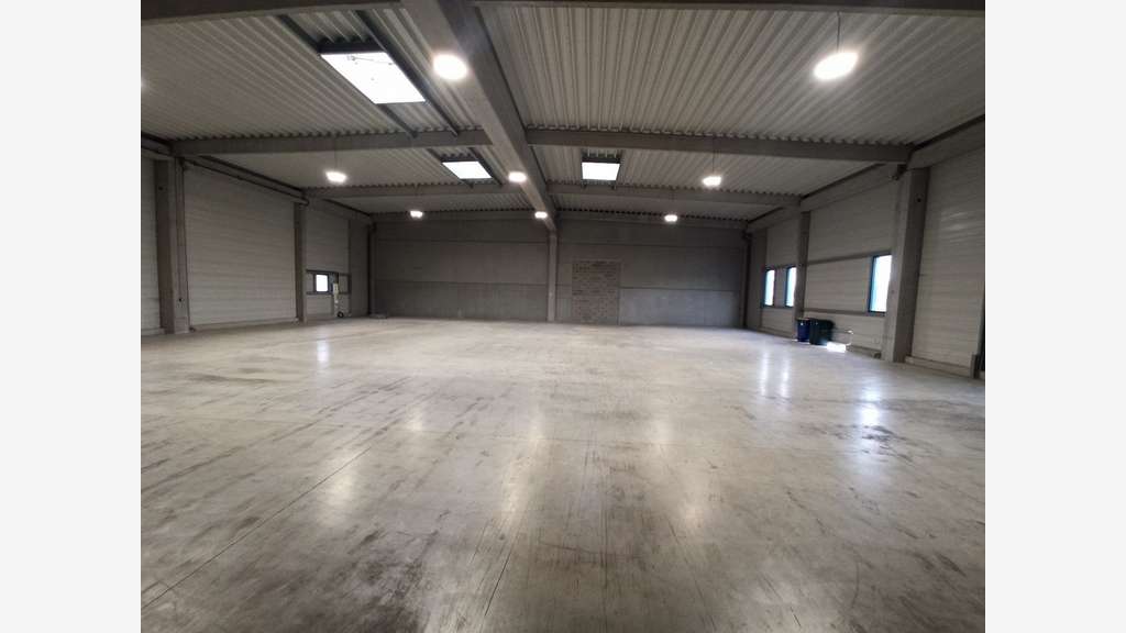 A louer dépôt industrie 600m² neuf à Limoges Nord