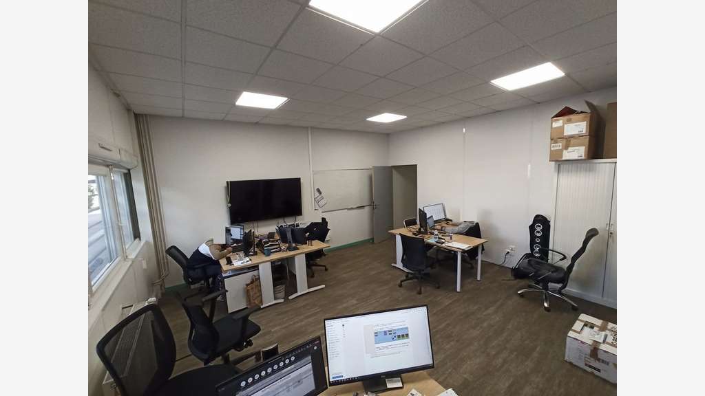 Dépôt 520m² à louer à proximité de Limoges !