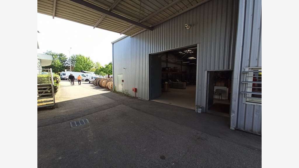 Dépôt 520m² à louer à proximité de Limoges !