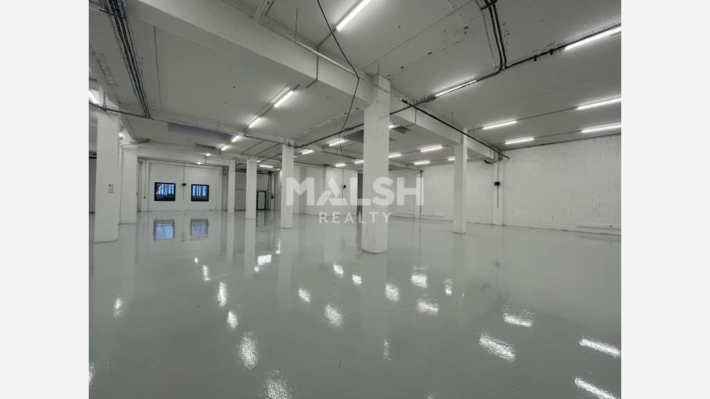 Locaux d'activités à louer 3124m² Limonest Techlid