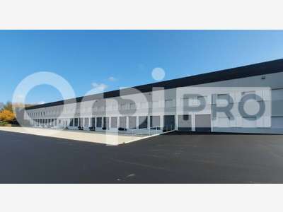 A louer entrepôt logistique 8018m² à Lisses