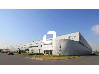 Location Locaux d'activités - Entrepôts à Lisses