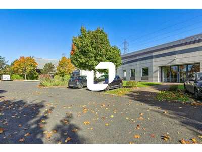 Location Locaux d'activités - Entrepôts à Lisses