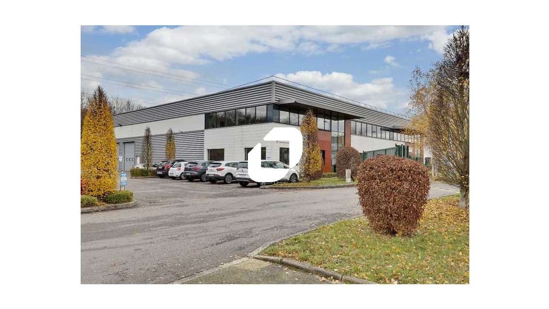 A louer Local d'activité 1148m² Lisses