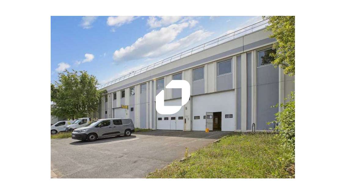 A louer Local d'activité 673m² Lisses