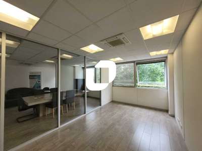 A louer Local d'activité 1428m² Lisses