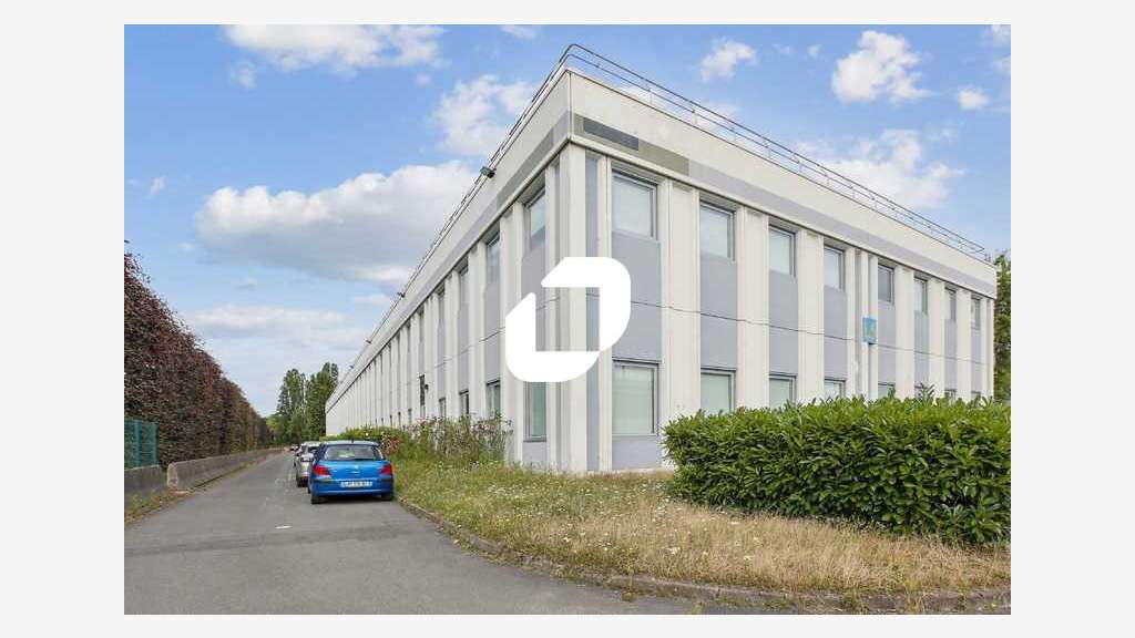 A louer Local d'activité 673m² Lisses