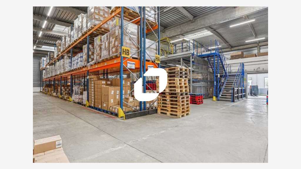 A louer Local d'activité 3167m² Lisses
