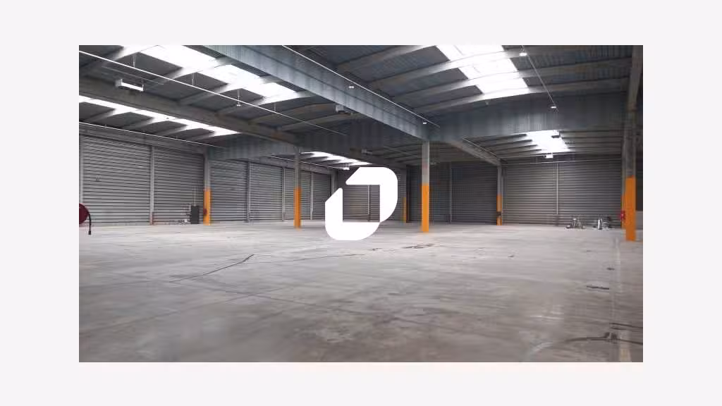 A louer Local d'activité 8018m² Lisses