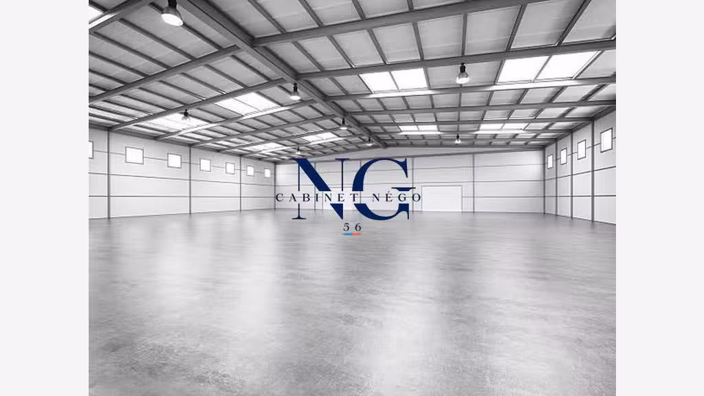 A louer local d'activité de 225m² en zc à Locminé 