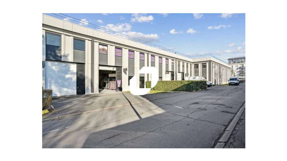 A louer Local d'activité 805m² Lognes