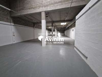 A louer local d'activité 410m² proche A4 à Lognes