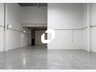 A louer Local d'activité 238m² Lognes