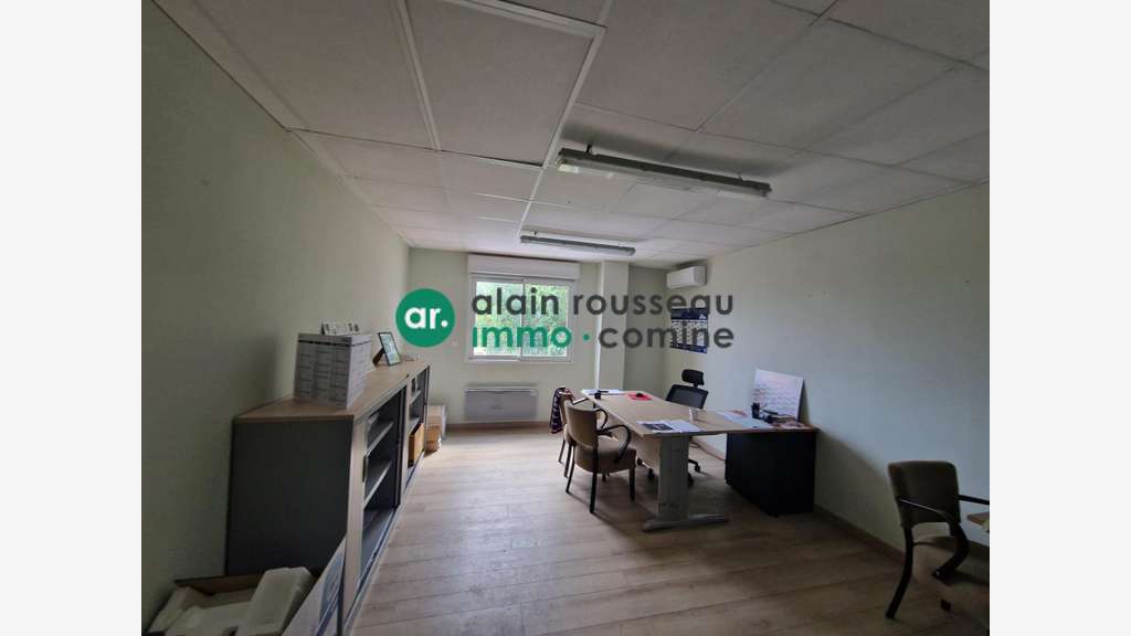 A louer local d'activité 280m² à Loire-Authion