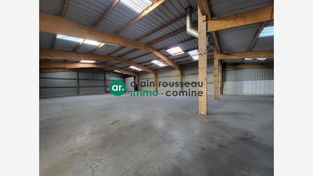 Location local d'activité 730m² Angers Est