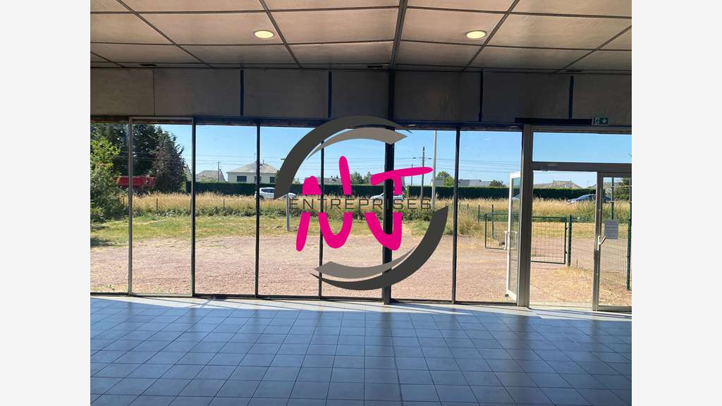 A louer local 100m² zone d'activités Loire-Authion