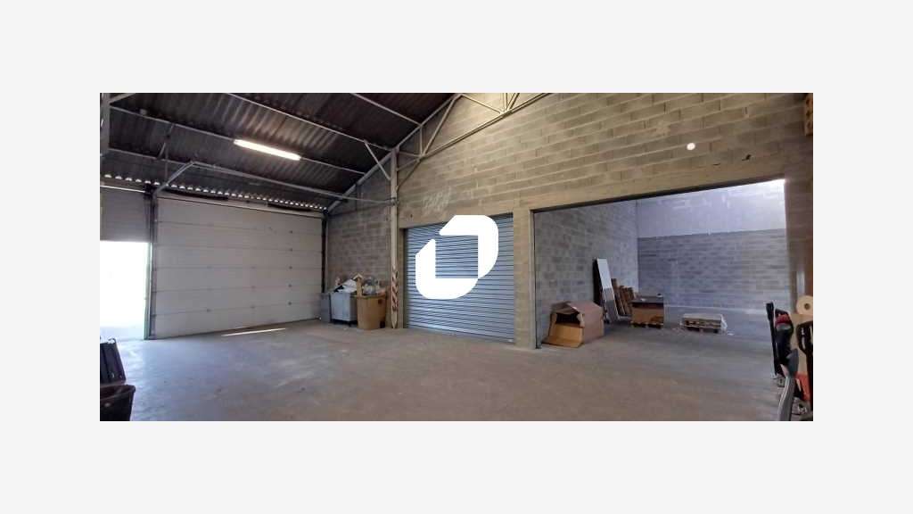 A louer Local d'activité 119m² Longnes