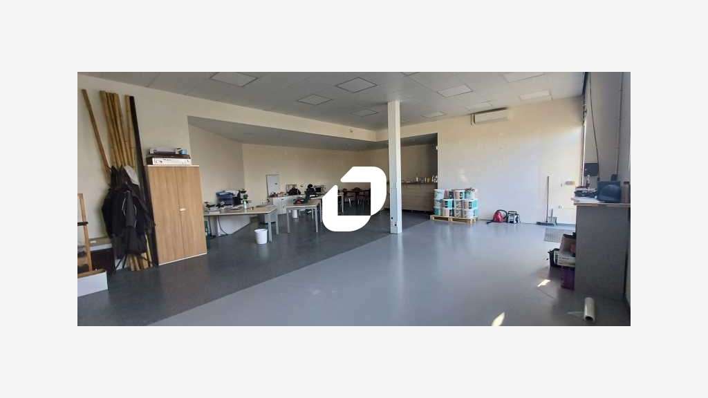 A louer Local d'activité 119m² Longnes