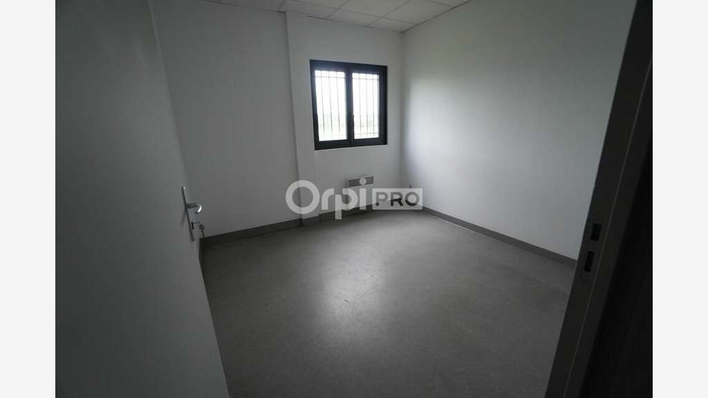 a louer local d'activité 1544m² secteur Longvic