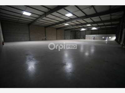 a louer local d'activité 1544m² secteur Longvic