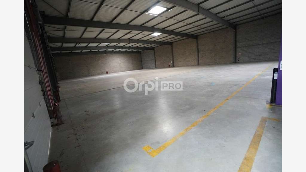 a louer local d'activité 1544m² secteur Longvic